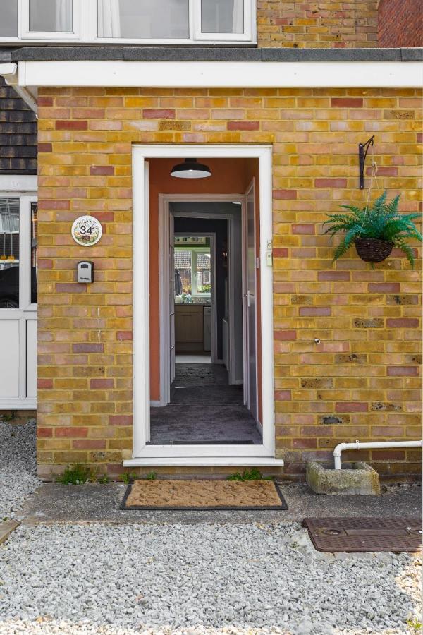Perfect For Contractors - Canterbury - Free Parking - Ultra Wifi Экстерьер фото
