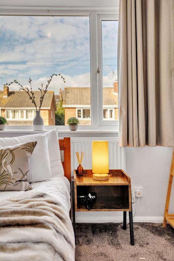 Perfect For Contractors - Canterbury - Free Parking - Ultra Wifi Экстерьер фото
